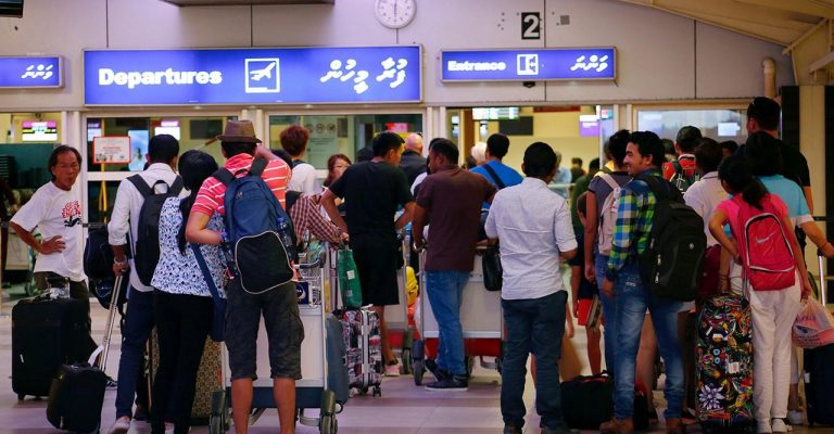 من المتوقع انخفاض عدد السياح إلى 900000 هذا العام